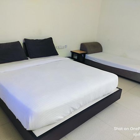 Sun N Step Club Hotel Ahmedabad Exterior foto
