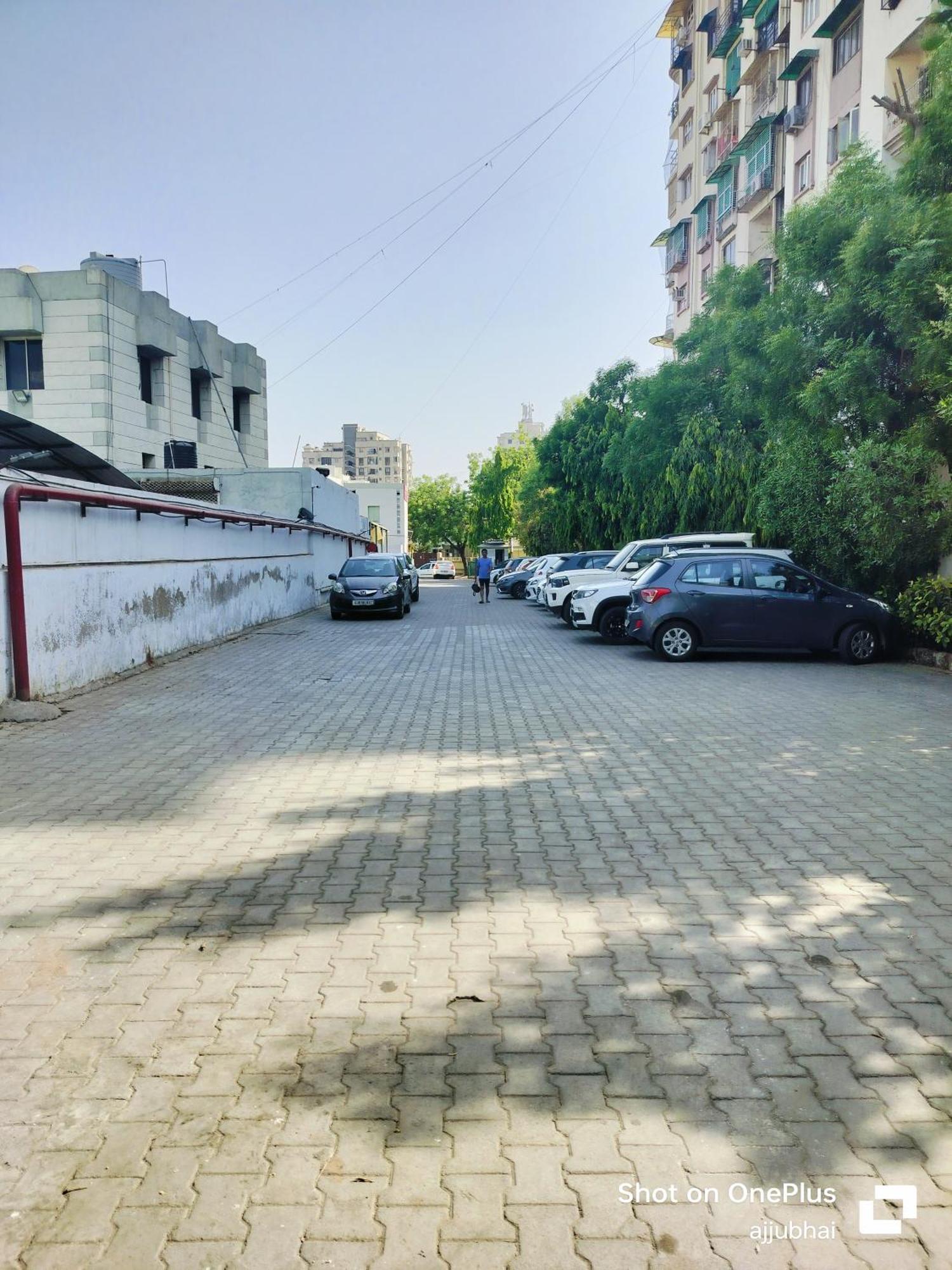 Sun N Step Club Hotel Ahmedabad Exterior foto